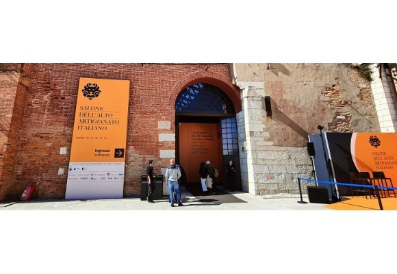 Vivere la meraviglia: il Salone dell’Alto Artigianato di Venezia 2025
